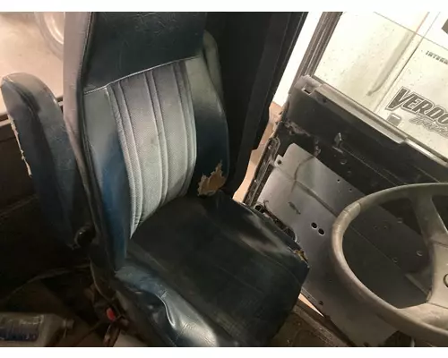 Freightliner FLD112SD Seat (non-Suspension)