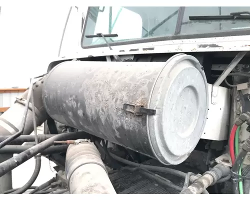 Freightliner FLD112 Air Cleaner