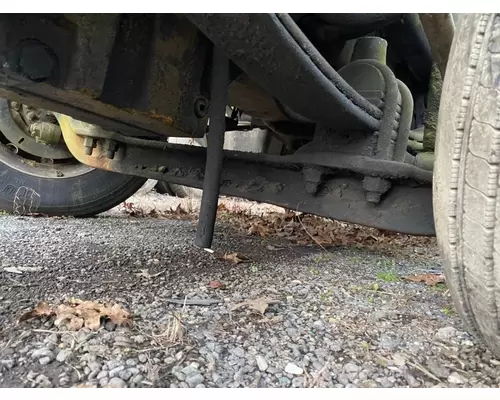 Freightliner FLD112 Axle Assy, Fr (4WD)