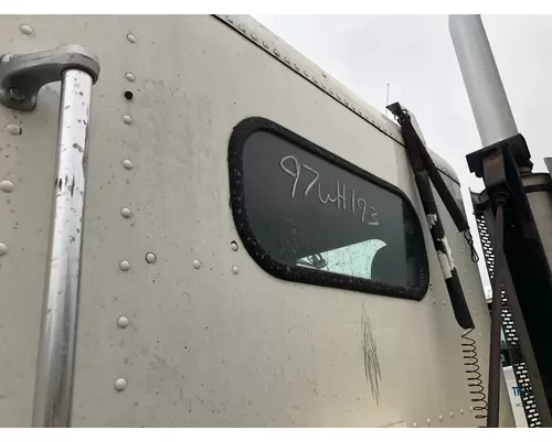 Freightliner FLD112 Back Glass