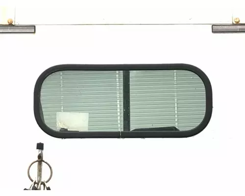 Freightliner FLD112 Back Glass