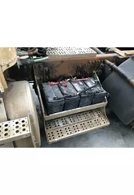 Freightliner FLD112 Battery Box