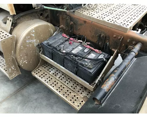 Freightliner FLD112 Battery Box