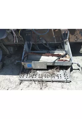 Freightliner FLD112 Battery Box