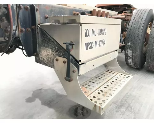 Freightliner FLD112 Battery Box