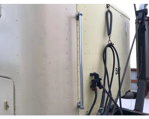 Freightliner FLD112 Body, Misc. Parts