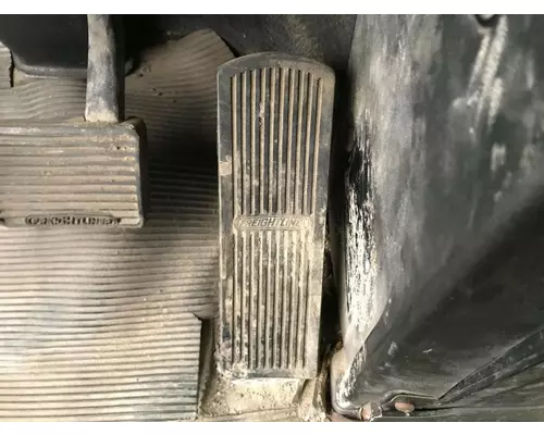 Freightliner FLD112 Body, Misc. Parts