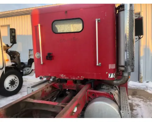 Freightliner FLD112 Cab Assembly