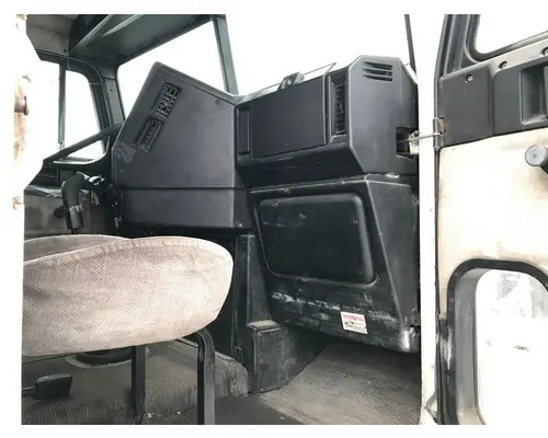Freightliner FLD112 Cab Assembly