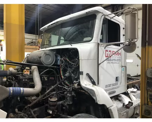 Freightliner FLD112 Cab Assembly