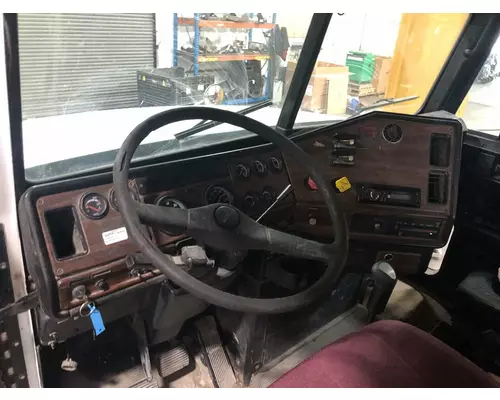 Freightliner FLD112 Cab Assembly