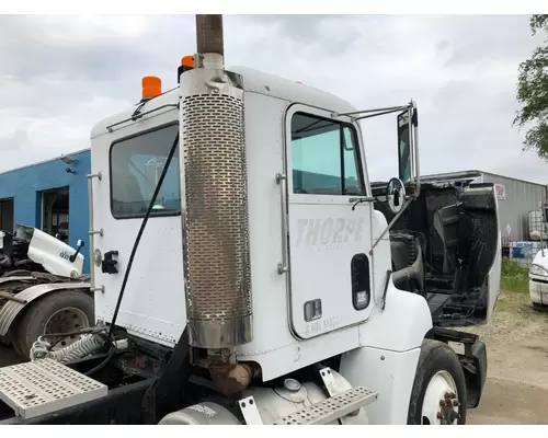 Freightliner FLD112 Cab Assembly