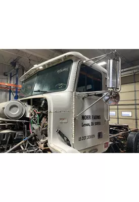 Freightliner FLD112 Cab Assembly