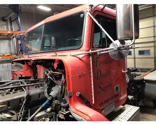 Freightliner FLD112 Cab Assembly