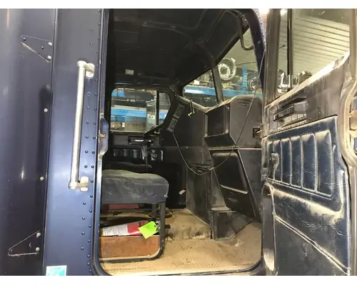 Freightliner FLD112 Cab Assembly