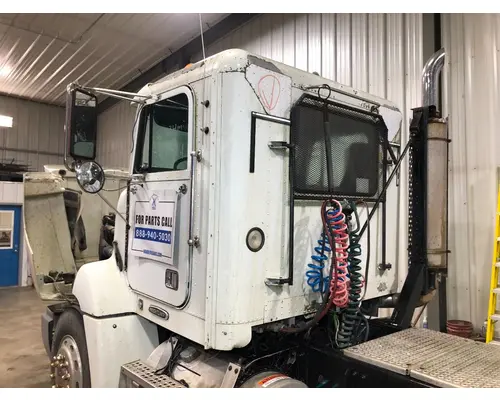 Freightliner FLD112 Cab Assembly