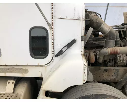Freightliner FLD112 Cab Assembly