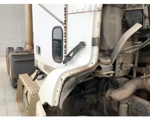Freightliner FLD112 Cab Assembly
