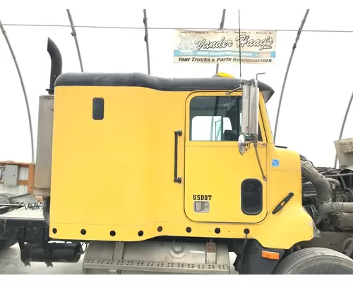 Freightliner FLD112 Cab Assembly