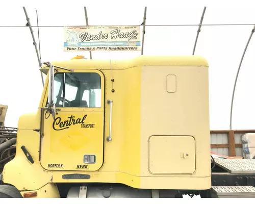 Freightliner FLD112 Cab Assembly