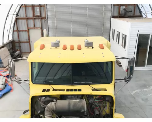 Freightliner FLD112 Cab Assembly