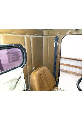 Freightliner FLD112 Cab Misc. Interior Parts