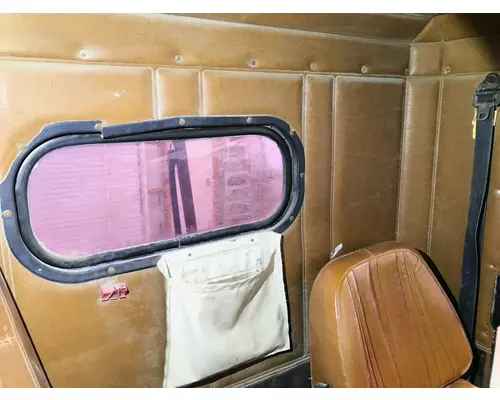 Freightliner FLD112 Cab Misc. Interior Parts