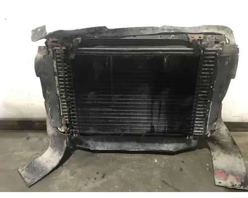 Freightliner FLD112 Cooling Assembly. (Rad., Cond., ATAAC)