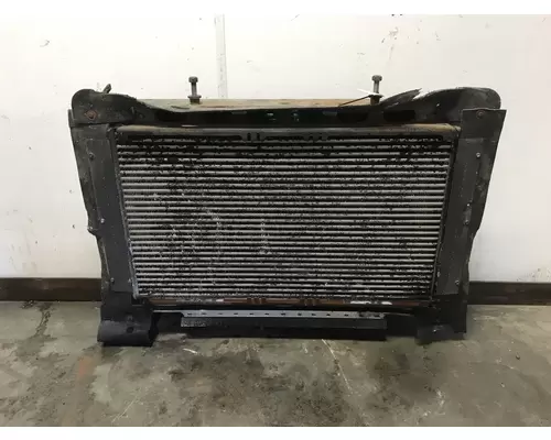 Freightliner FLD112 Cooling Assembly. (Rad., Cond., ATAAC)