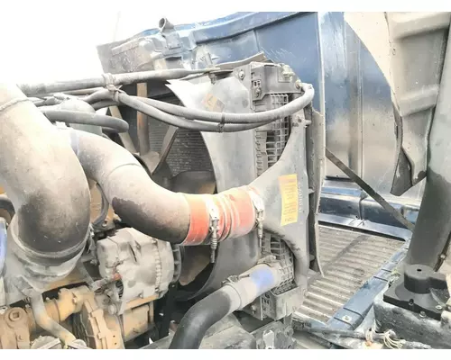 Freightliner FLD112 Cooling Assembly. (Rad., Cond., ATAAC)
