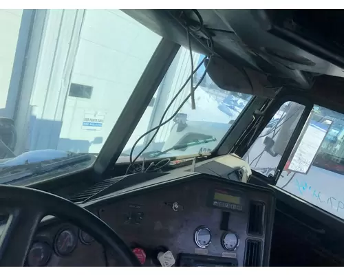 Freightliner FLD112 Dash Assembly