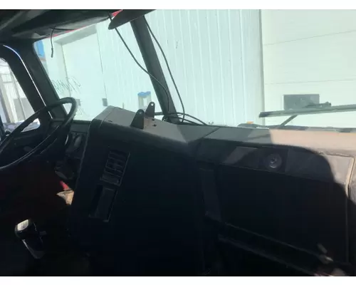 Freightliner FLD112 Dash Assembly