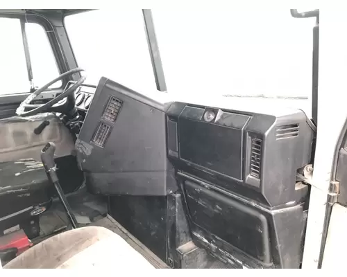 Freightliner FLD112 Dash Assembly