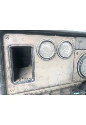 Freightliner FLD112 Dash Assembly