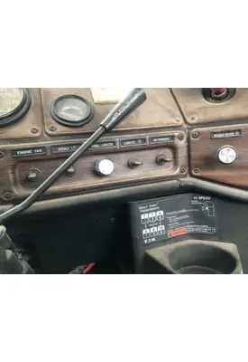 Freightliner FLD112 Dash Assembly