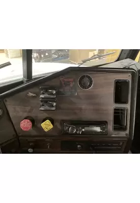 Freightliner FLD112 Dash Assembly