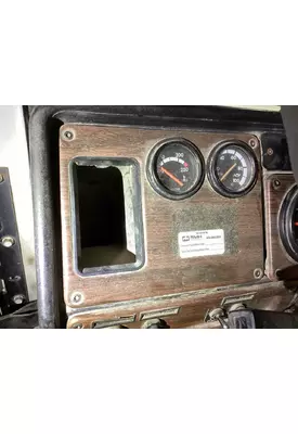 Freightliner FLD112 Dash Assembly