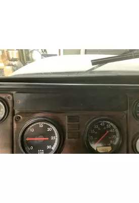 Freightliner FLD112 Dash Assembly