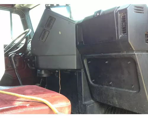 Freightliner FLD112 Dash Assembly