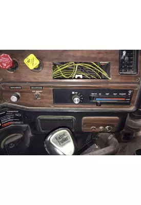 Freightliner FLD112 Dash Assembly