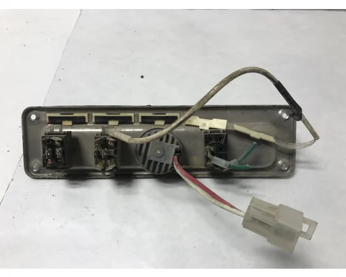 Freightliner FLD112 Dash Assembly