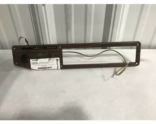 Freightliner FLD112 Dash Assembly