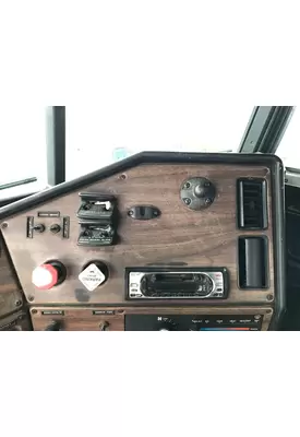 Freightliner FLD112 Dash Assembly