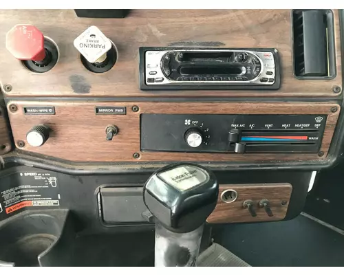 Freightliner FLD112 Dash Assembly