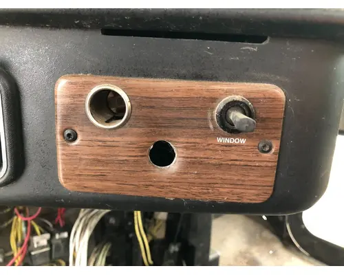 Freightliner FLD112 Dash Assembly