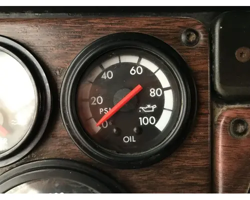 Freightliner FLD112 Dash Assembly
