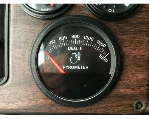 Freightliner FLD112 Dash Assembly