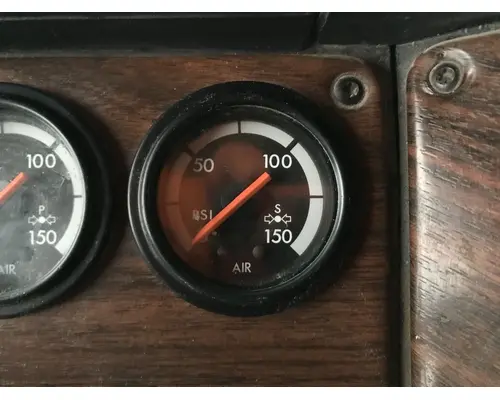 Freightliner FLD112 Dash Assembly