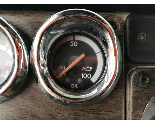 Freightliner FLD112 Dash Assembly