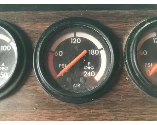 Freightliner FLD112 Dash Assembly